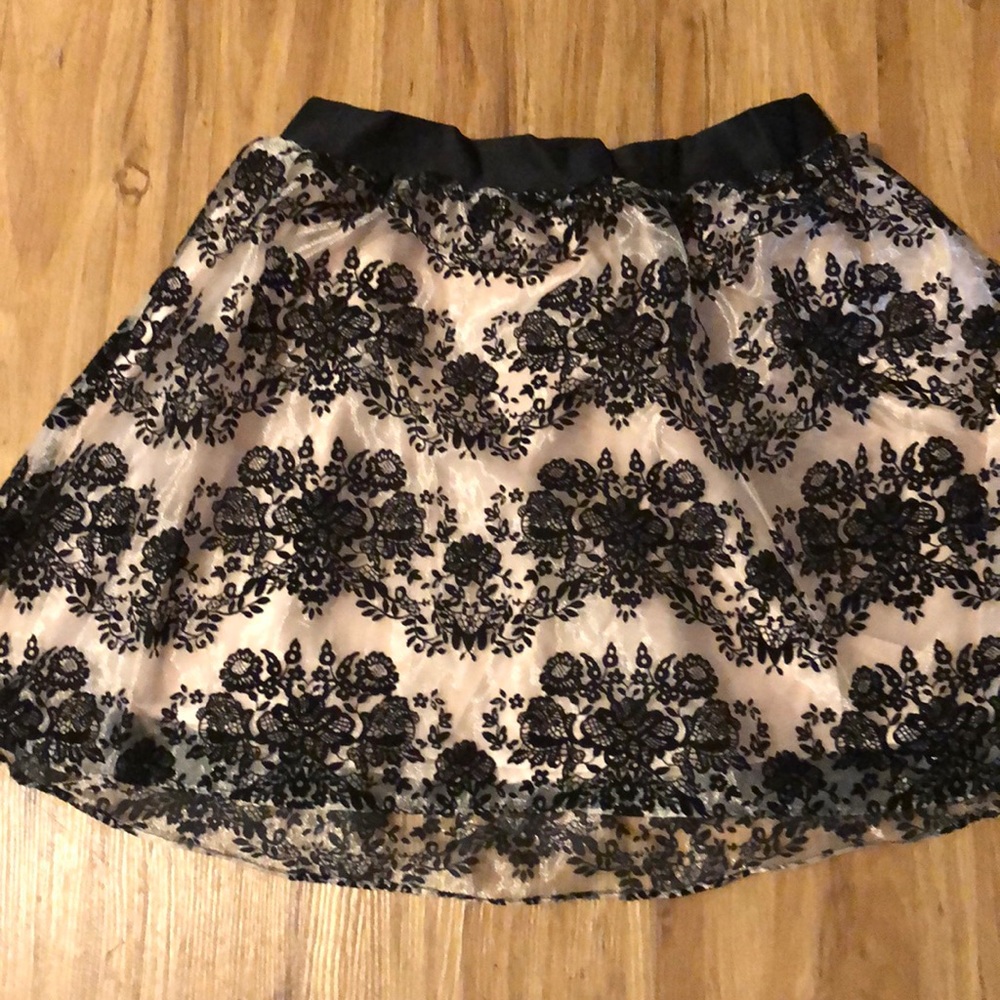 Brand New Express Black and Tan Short Skirt